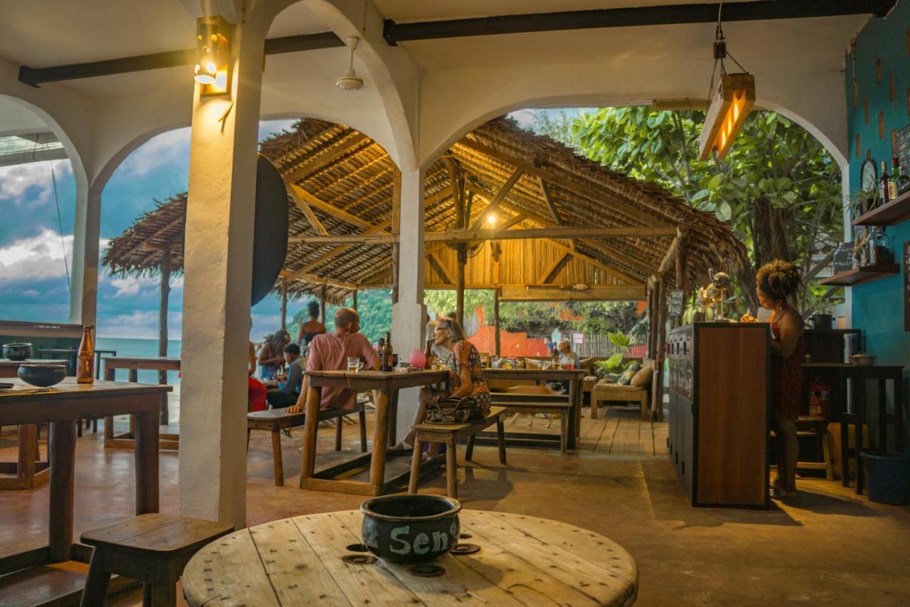 Chez Senga Hotel Madirokely  Exterior photo